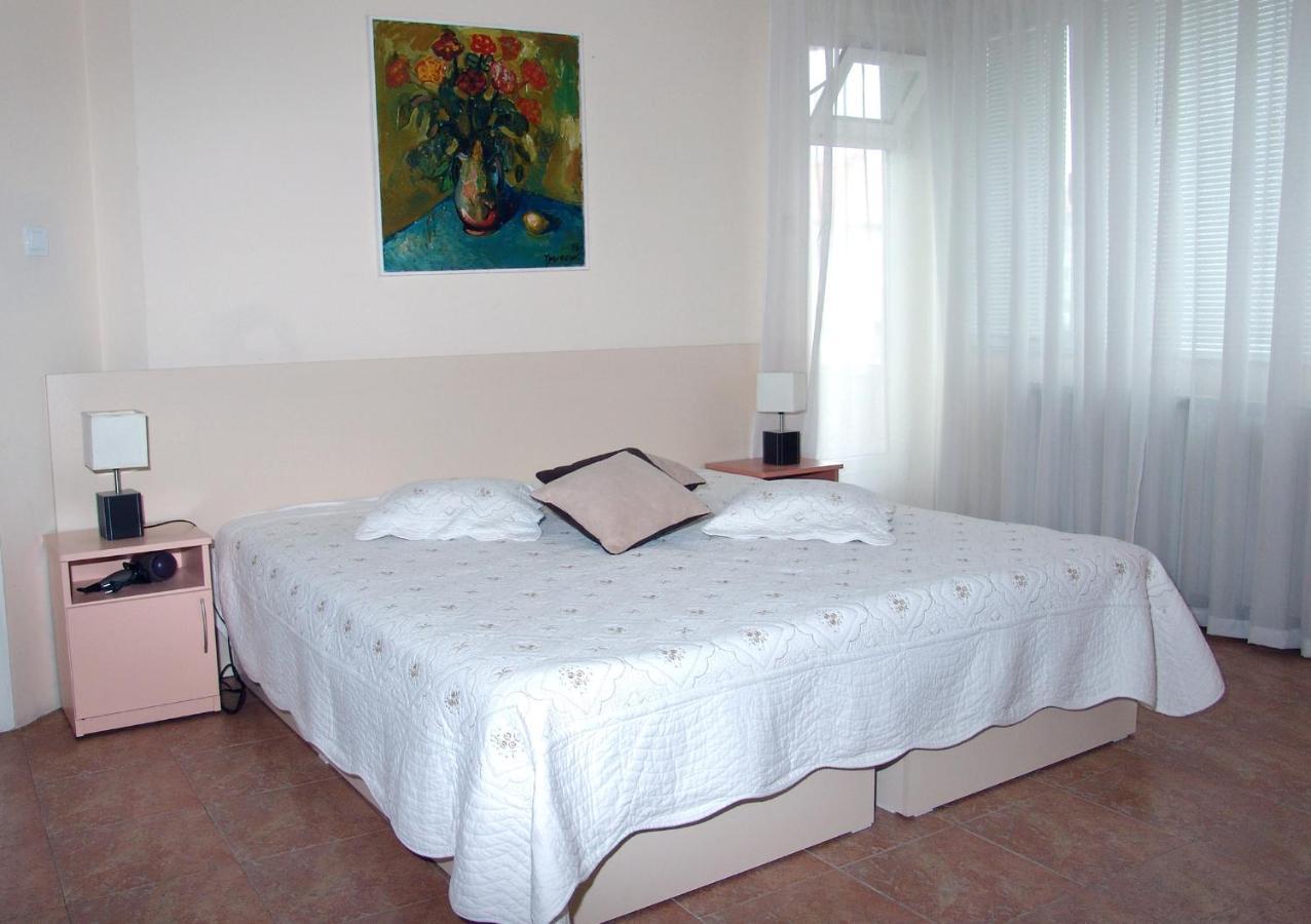 Hotel Zora Βιδίνιο Εξωτερικό φωτογραφία